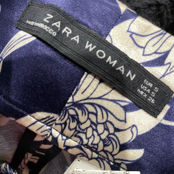 Zara Floral Print Pencil Skirt with Slit - Picture 5 of 6